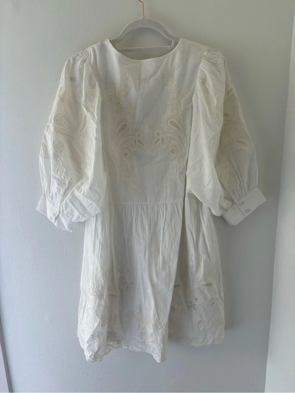 ba&sh White Embroidered V-Neck Mini Dress with Puff Sleeves - Picture 2 of 5